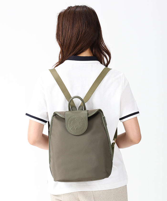 アットイーズトラディション[バックパック 7444TRD]カーキ6109411347