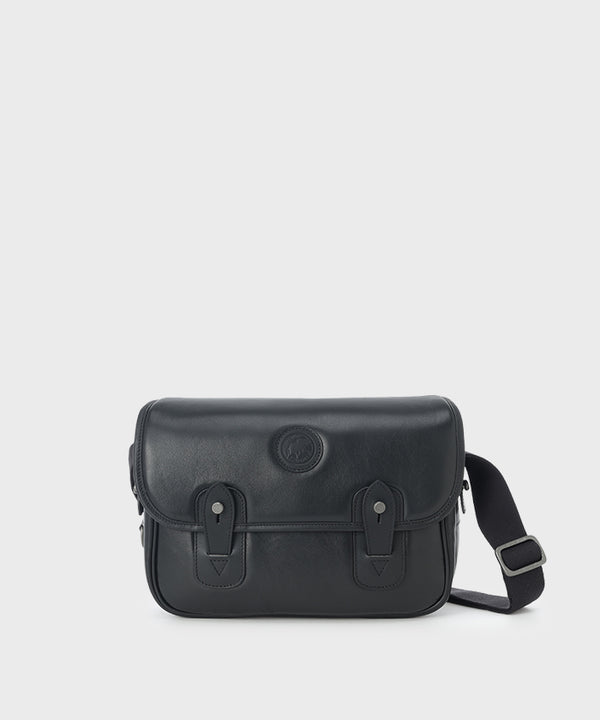 バチューレザー[ミニエクスプローラ 6196BLA]ブラック6109030408