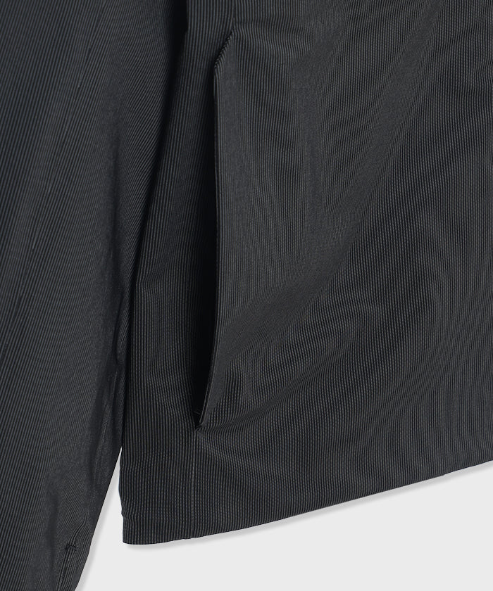 CRAFTED BY DESCENTE.LAB[ハードシェル アシンメトリーフィールドジャケット FWB61M]ブラック6234600408メンズ