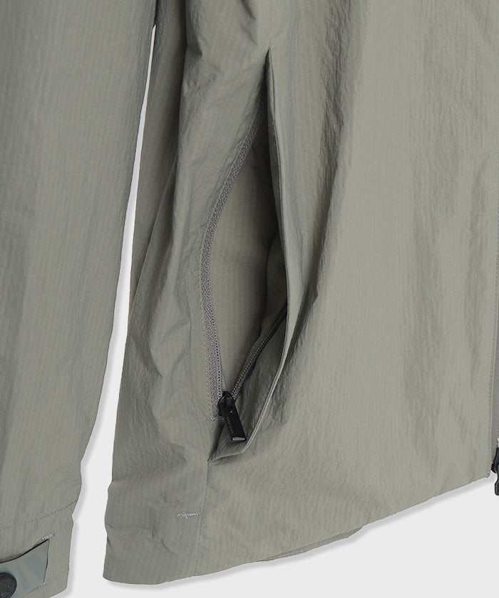 CRAFTED BY DESCENTE.LAB[リンクルリップストップ エアリーパッカブルジャケット FJK40M]グレー6234600905メンズ