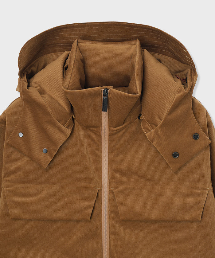 CRAFTED BY DESCENTE.LAB[シンセティック・ベロアツイル ウォータープルーフ ダウンジャケット FDJ10M]キャメル6234600134メンズ