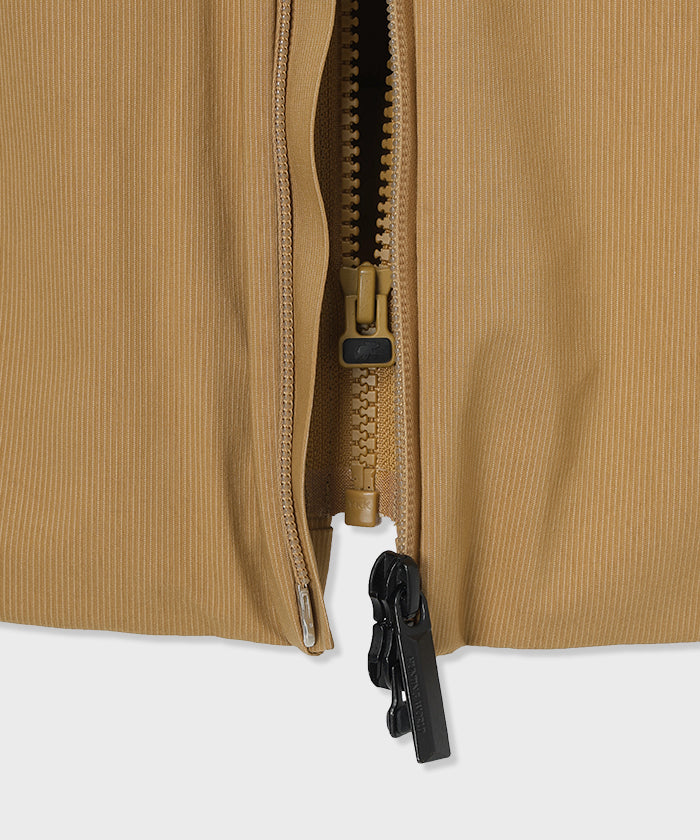 CRAFTED BY DESCENTE.LAB[オルタネイトリーウェーブ ダウンフードジャケット FDJ11M]キャメル6234600234メンズ