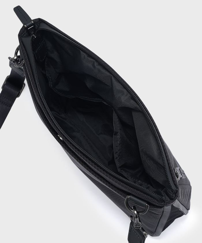 ユーティリティネオ[サコッシュ 6261UTL]ブラック6109175108 11