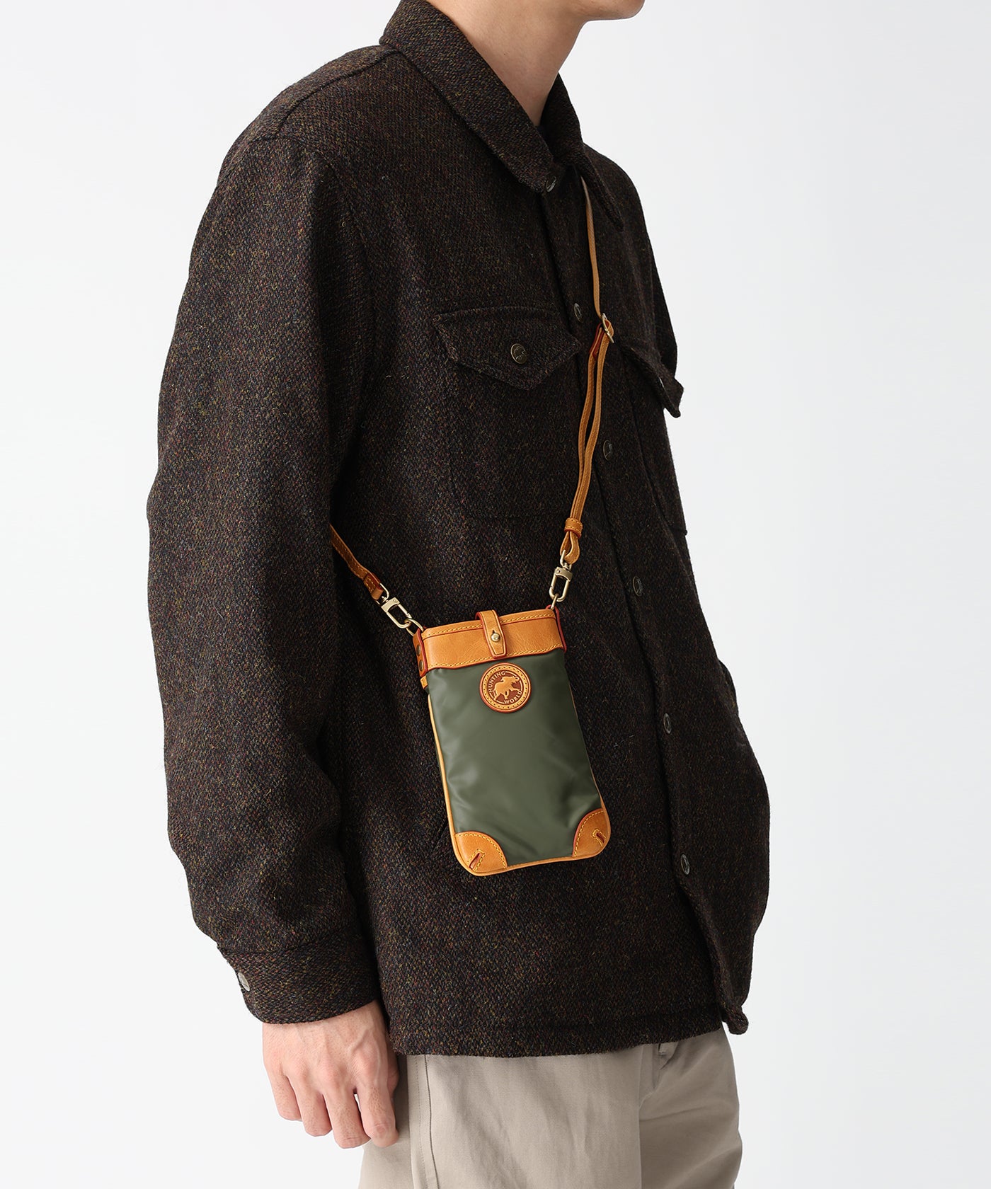 バチューフロンティア[フォンケース 2373BFR]グリーン6109091055 6