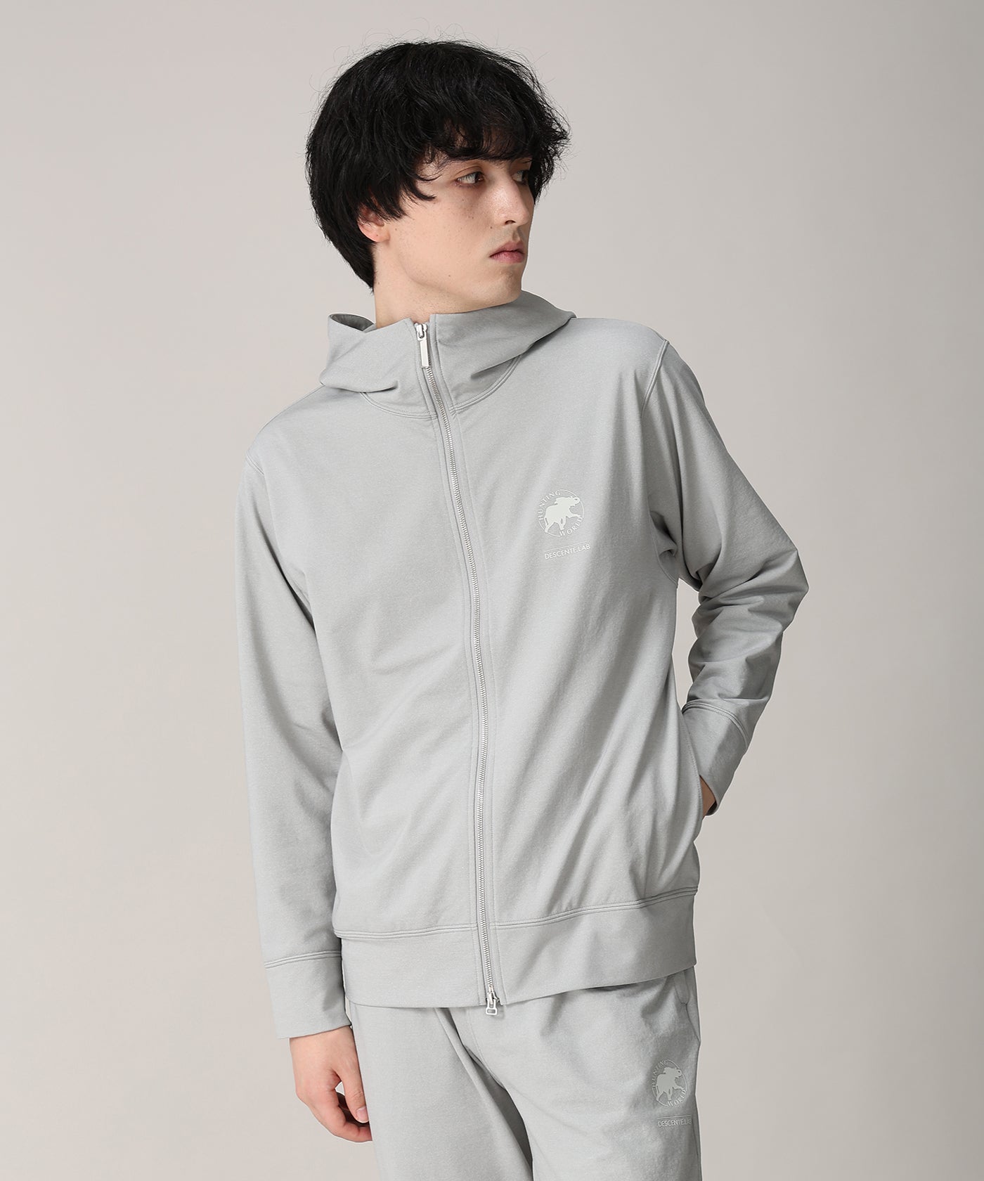 CRAFTED BY DESCENTE.LAB[フルジップフーディー SSW40M]グレー6235600405メンズ 1
