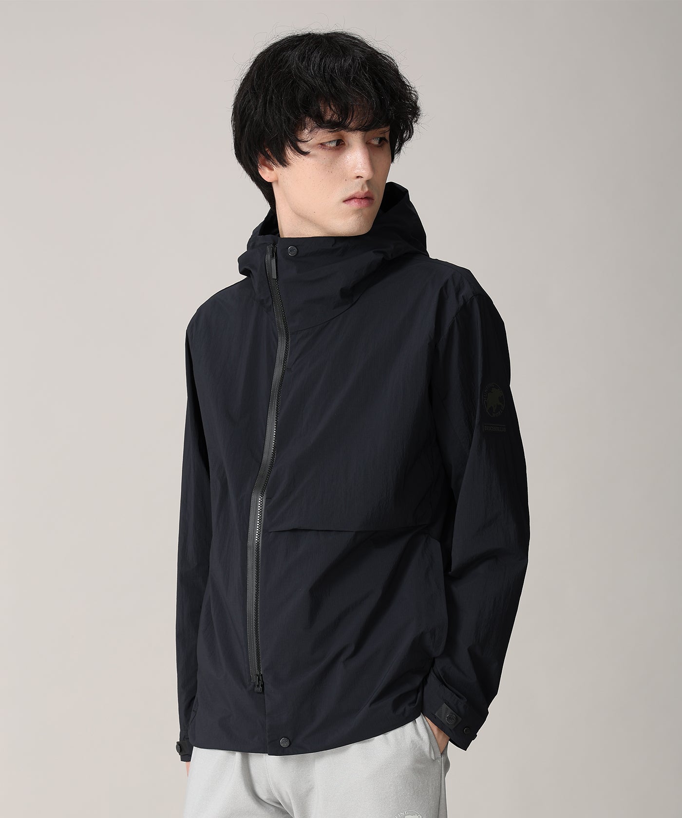 CRAFTED BY DESCENTE.LAB[リンクルリップストップ エアリーパッカブルジャケット SJK35M]ブラック6235600108メンズ 1