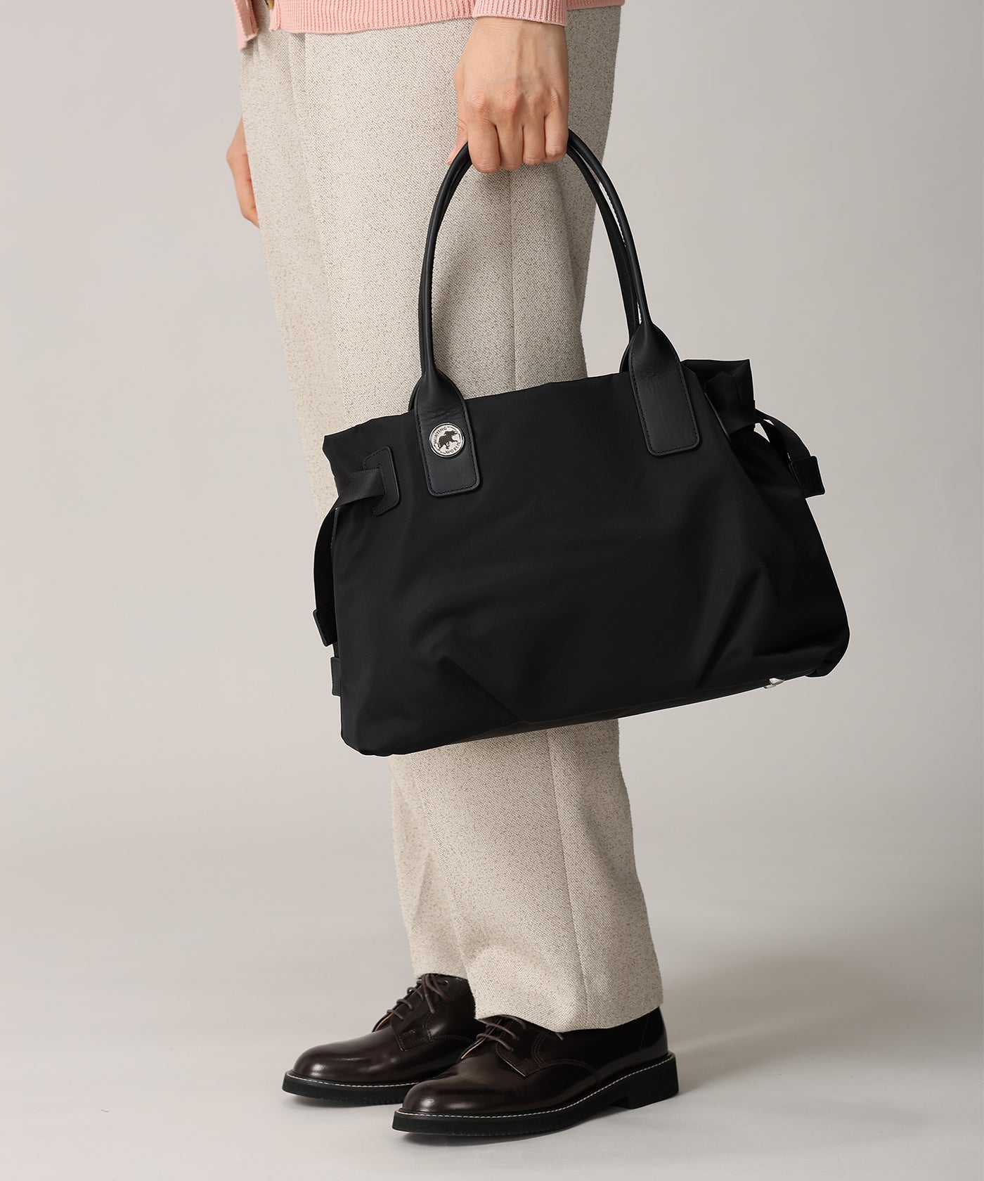 アットイーズサックフル[トートバッグS 7301SCF]ブラック6109403308 1