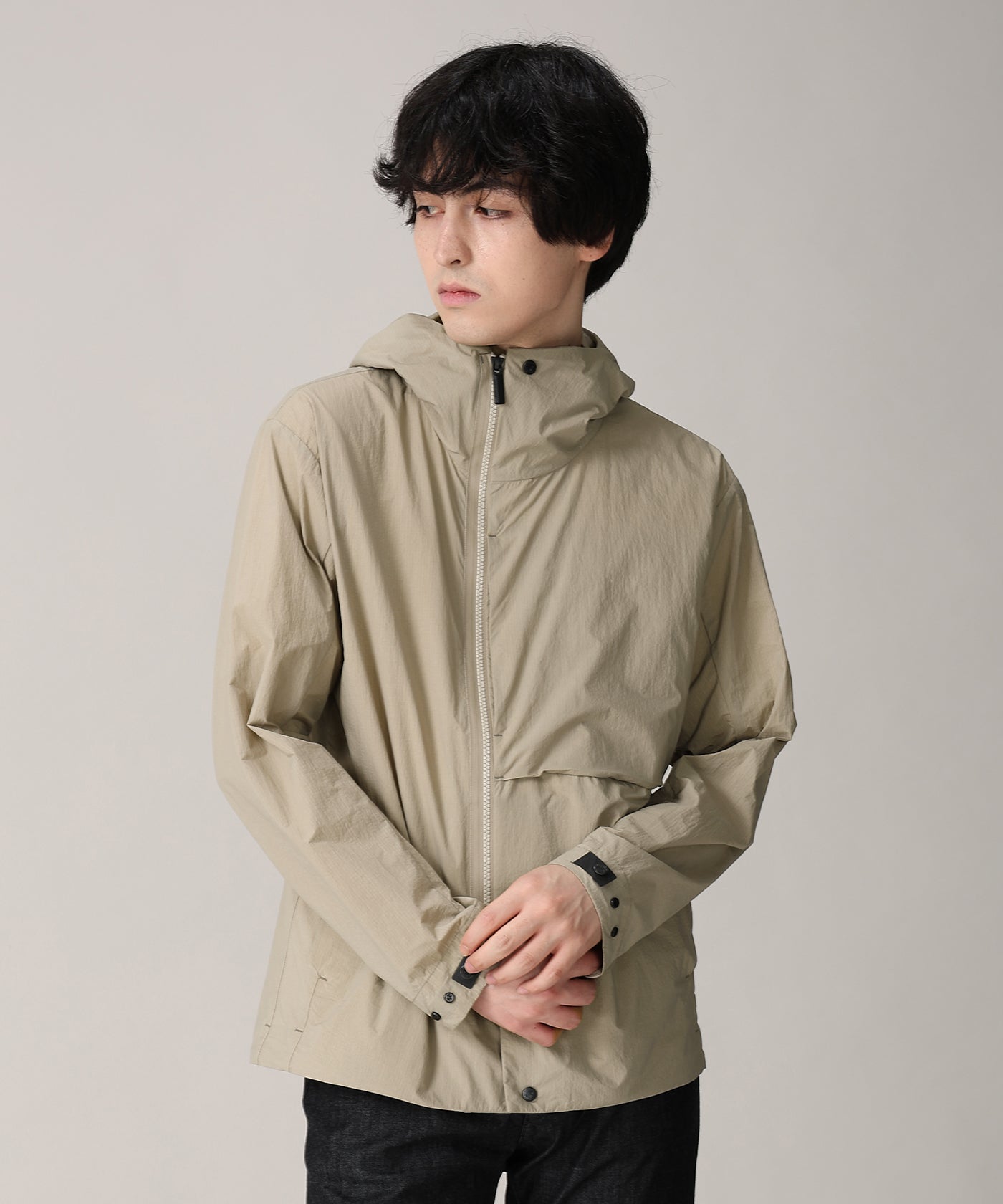 CRAFTED BY DESCENTE.LAB[リンクルリップストップ エアリーパッカブルジャケット SJK35M]ベージュ6235600132メンズ 1
