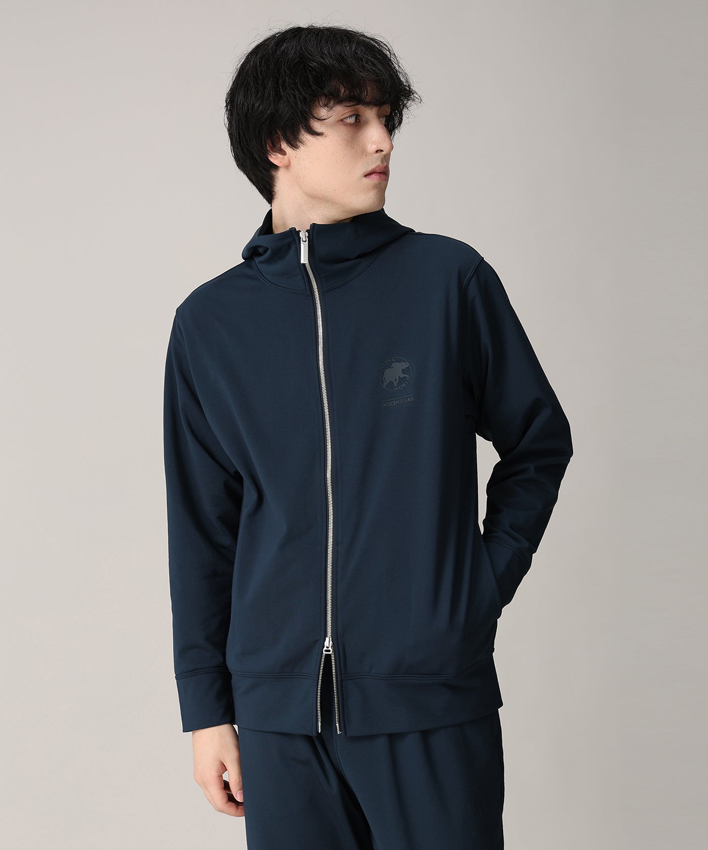 CRAFTED BY DESCENTE.LAB[フルジップフーディー SSW40M]ネイビー6235600478メンズ 1