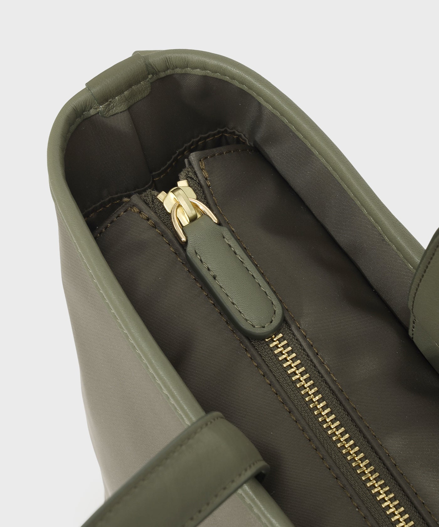 アットイーズトラディション[トートバッグM 7441TRD]カーキ6109411747 9