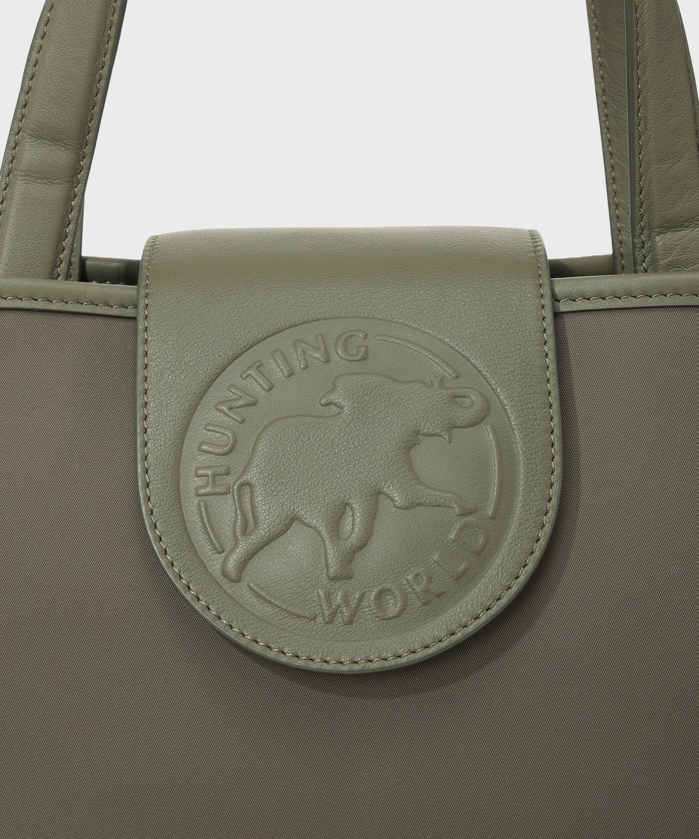 アットイーズトラディション[トートバッグM 7441TRD]カーキ6109411747 6