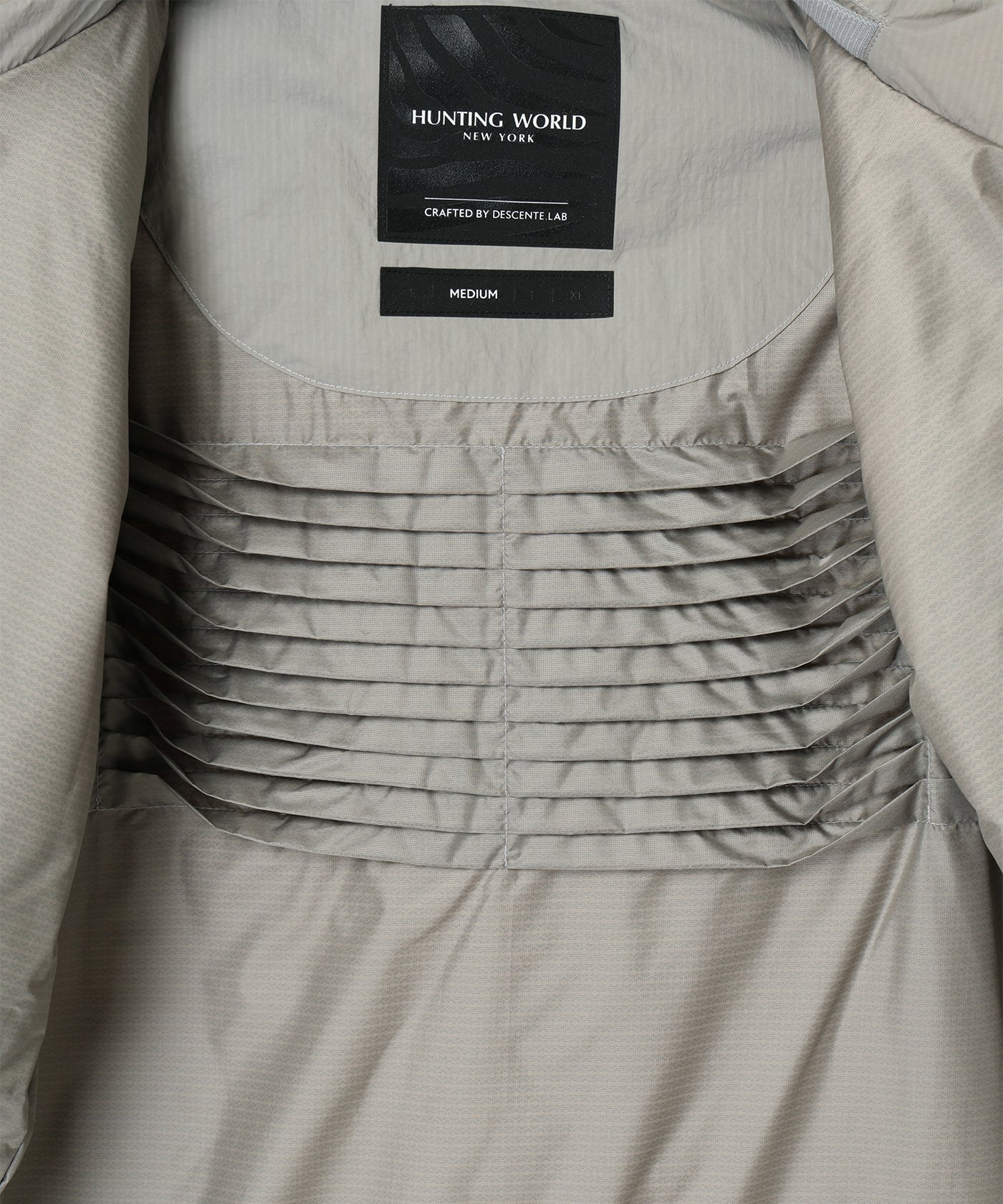 CRAFTED BY DESCENTE.LAB[クロスプリーツダウンジャケット FDJ01M]ベージュ6236600532メンズ 10