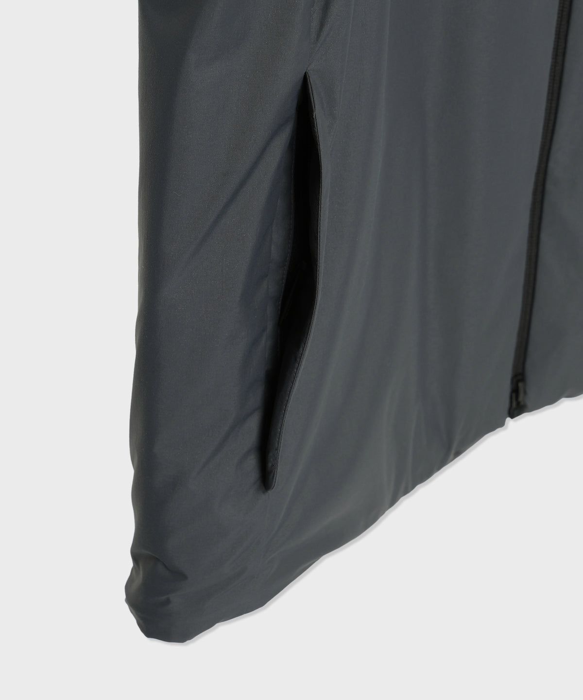 CRAFTED BY DESCENTE.LAB[クロスプリーツダウンベスト FVE01M]グレー6236600405メンズ 6