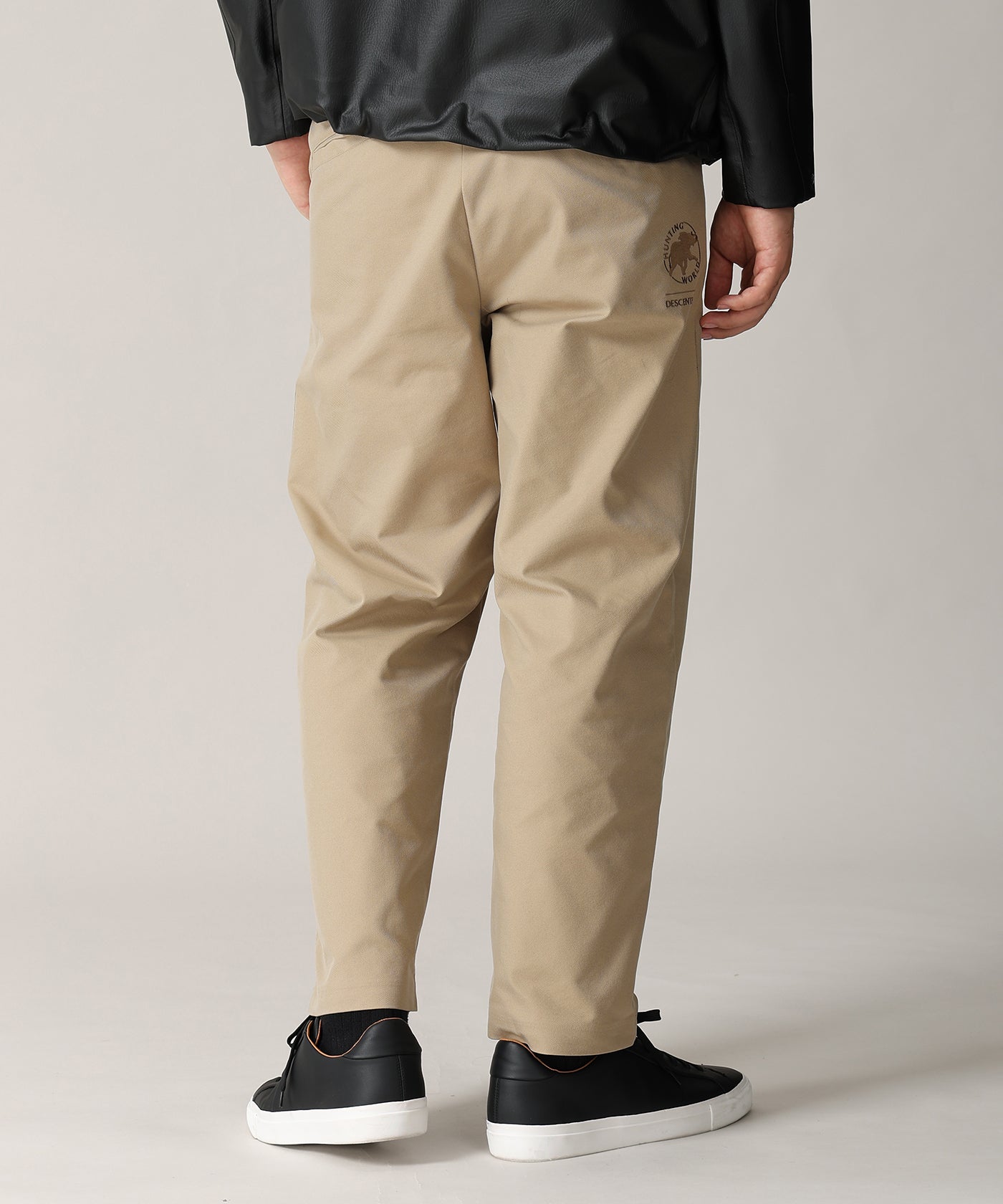 CRAFTED BY DESCENTE.LAB[ATYストレッチウーブンパンツ FLP01M]ベージュ6236601032メンズ 1