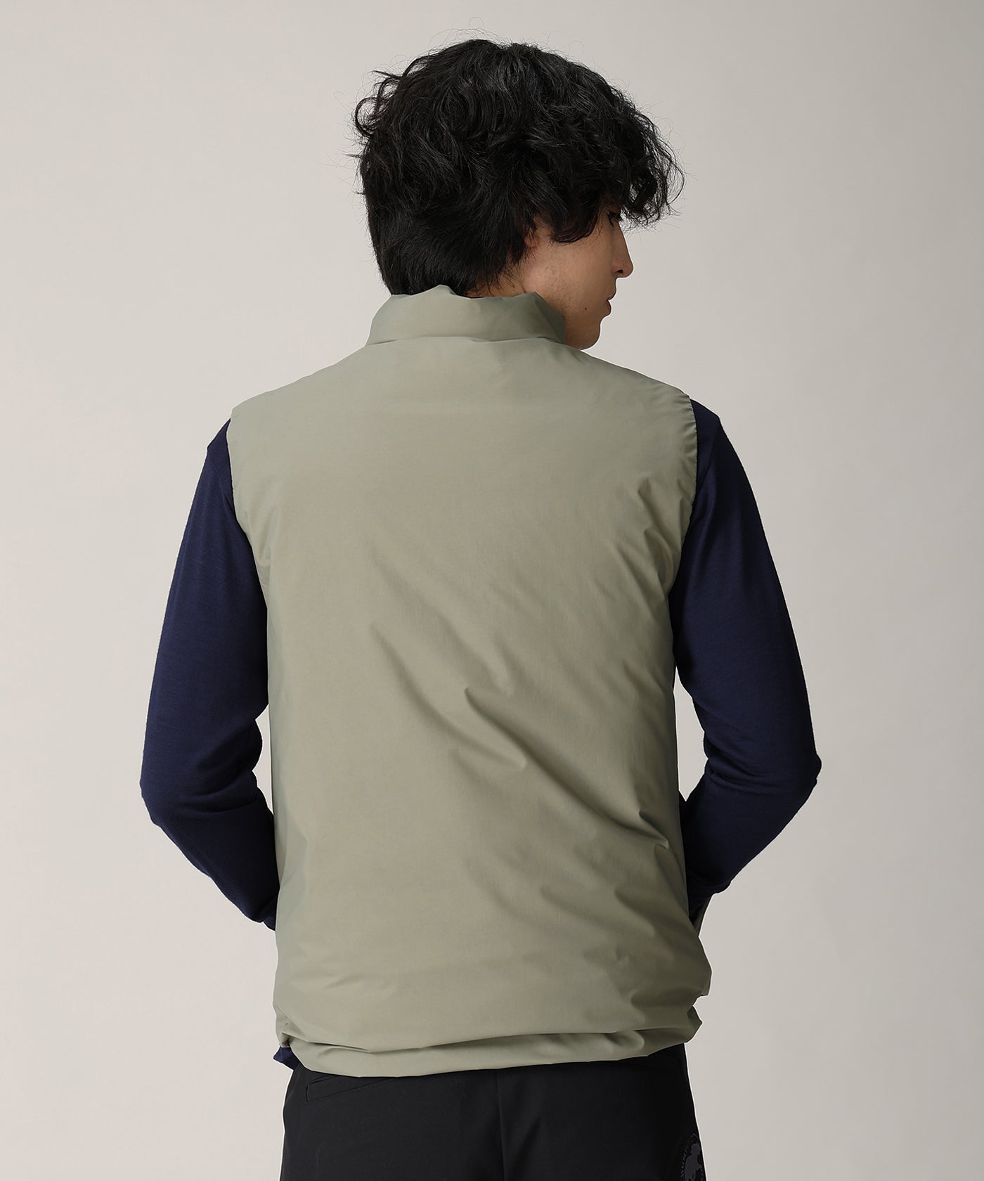 CRAFTED BY DESCENTE.LAB[クロスプリーツダウンベスト FVE01M]グリーン6236600455メンズ 10