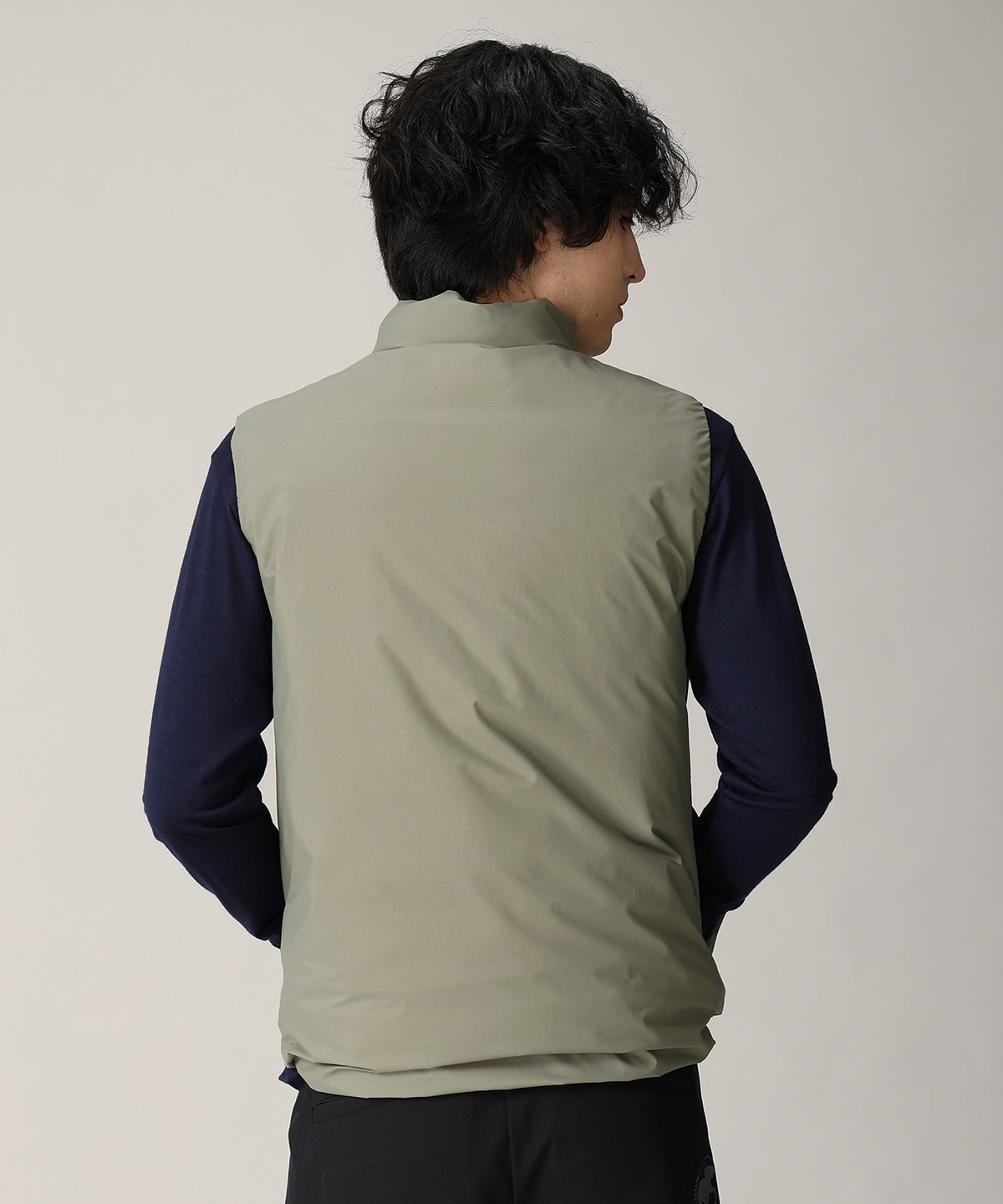 CRAFTED BY DESCENTE.LAB[クロスプリーツダウンベスト FVE01M]グリーン6236600455メンズ 10