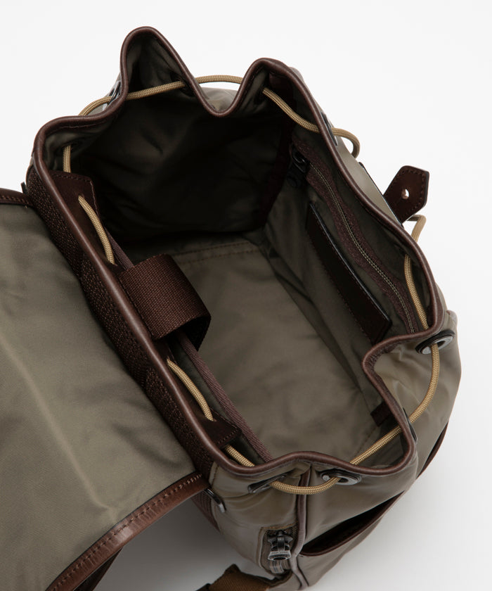 バチューデイトリップ[バックパックS 4624BDT]オリーブ6109060446 HUNTING WORLD