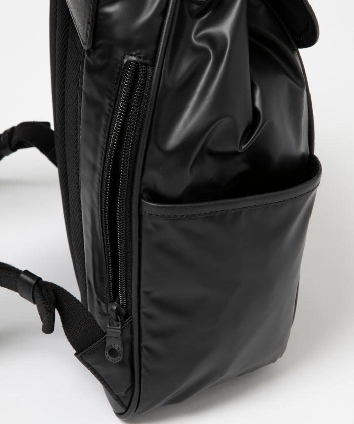 バチューデイトリップ[バックパックS 4624BDT]ブラック6109060408 HUNTING WORLD