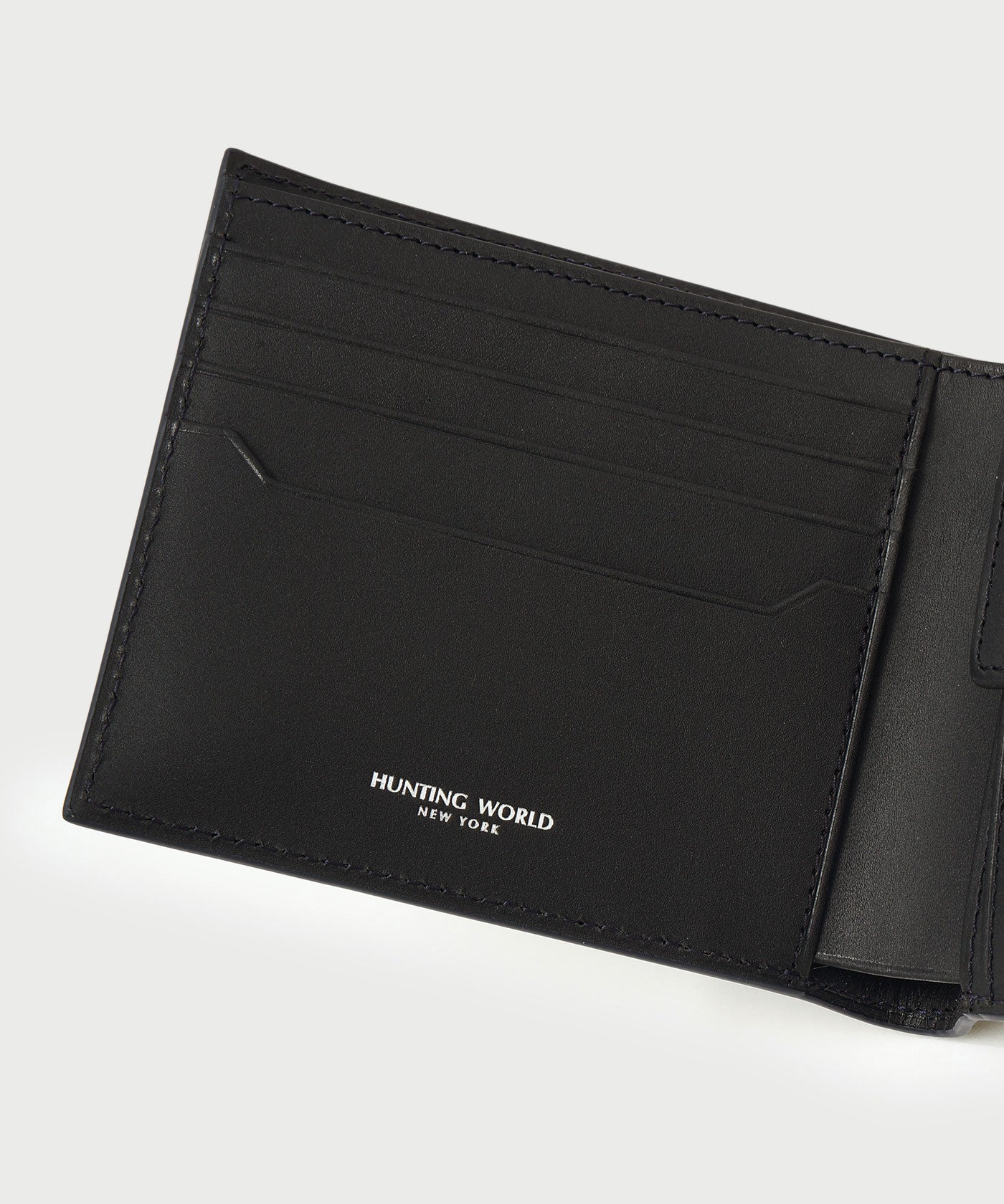 クリスタルグレイン[フォールデッドウォレット 371CGR]ブラック6119203008 HUNTING WORLD