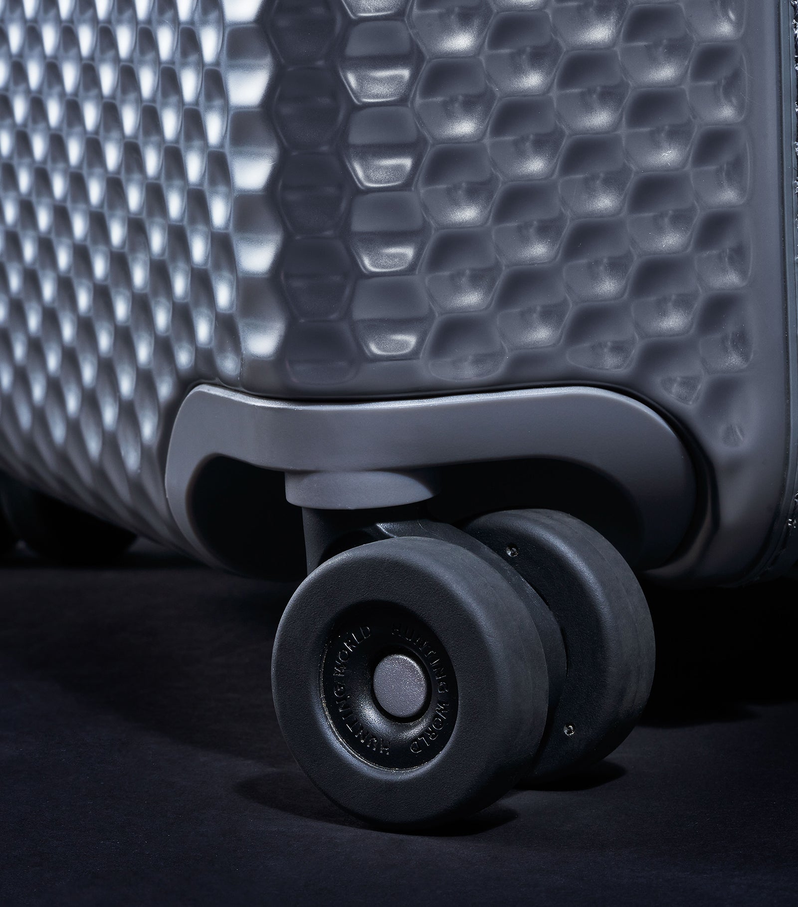 HUNTING WORLD シリウス[トロリー2402SIR]シルバー HUNTING WORLD シリウス[トロリー2402SIR]シルバー